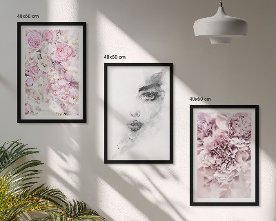 Lot de 3 tableaux pour salon Pivoines, portrait d'une femme en noir et blanc