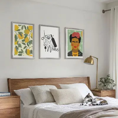 Cadre photo mural représentant un portrait de Frida au vin et aux citrons