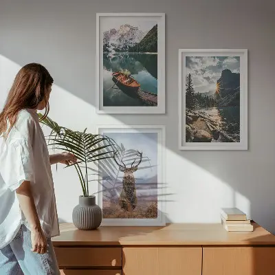 Lot de 3 tableaux pour salon représentant un lac de montagne avec un bateau, un coucher de soleil et un cerf
