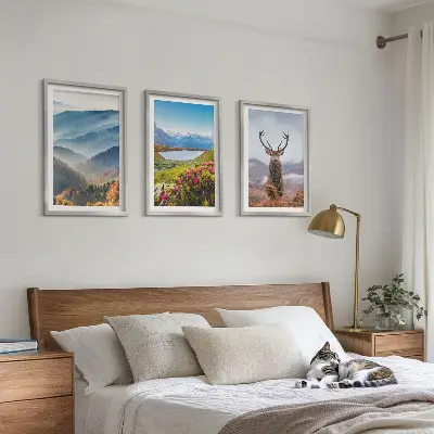 Cadre photo mural représentant la nature avec des cerfs près des lacs de montagne