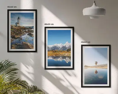 Cadre photo mural présentant des paysages de nature, un phare, des montagnes et une montgolfière