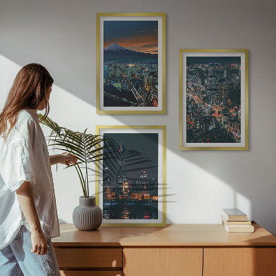Cadre photo mural Vue de la ville sur la montagne la nuit