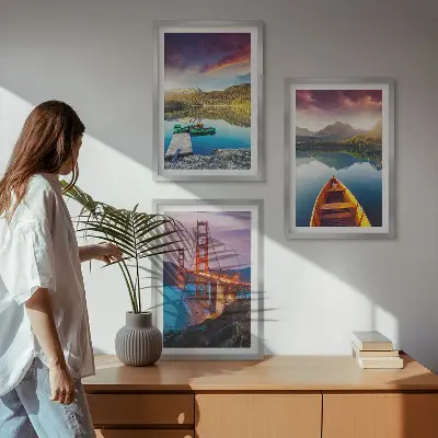 Cadre photo mural avec motif de montagnes, lac et ponts