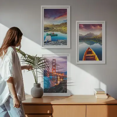 Cadre photo mural avec motif de montagnes, lac et ponts