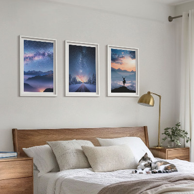 Cadre photo mural Ciel nocturne montagnes brouillard cerf