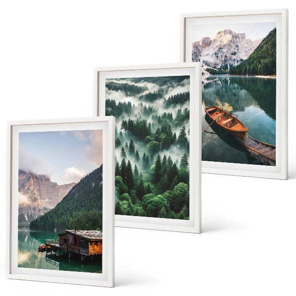 Cadre photo mural Lac de montagne, bateau, brouillard forestier