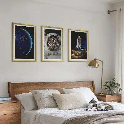 Cadre photo mural motif fusée astronaute et Terre