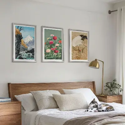 Lot de 3 tableaux pour salon représentant un paysage de montagnes, rivière, fleurs et grues