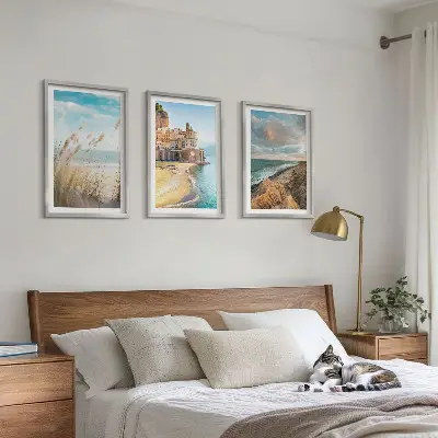 Lot de 3 tableaux pour salon représentant des paysages de plage, de falaises et de ville