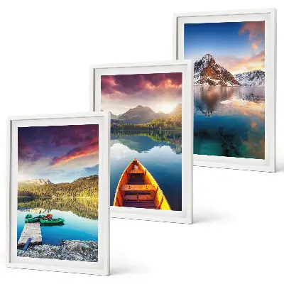 Cadre photo mural avec paysage de lacs montagnes et bateau