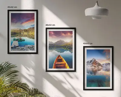 Cadre photo mural avec paysage de lacs montagnes et bateau