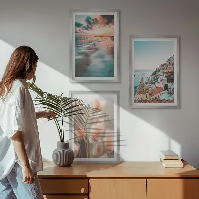 Lot de 3 tableaux pour salon représentant un coucher de soleil sur la mer avec des maisons et des fleurs