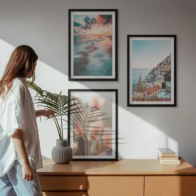 Lot de 3 tableaux pour salon représentant un coucher de soleil sur la mer avec des maisons et des fleurs