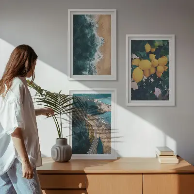 Cadre photo mural plage avec mer citrons et montagnes