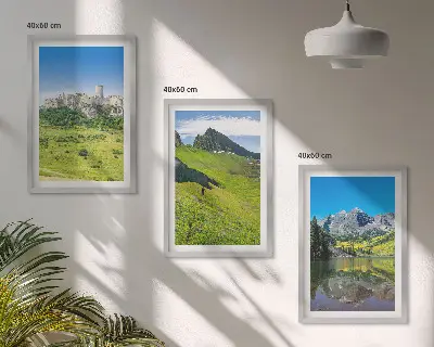 Lot de 3 tableaux pour salon représentant des collines verdoyantes avec un château