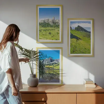 Lot de 3 tableaux pour salon représentant des collines verdoyantes avec un château