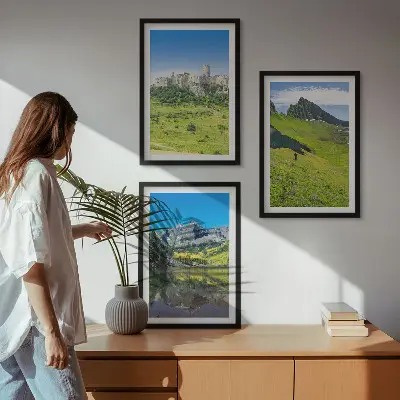 Lot de 3 tableaux pour salon représentant des collines verdoyantes avec un château