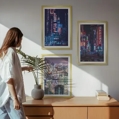 Cadre photo mural représentant des lumières néon de la ville nocturne