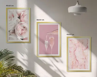 Cadre photo mural avec motif fond en marbre et roses champagne