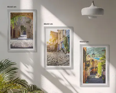 Lot de 3 tableaux pour salon représentant de charmantes rues pavées
