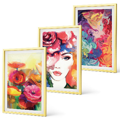 Cadre photo mural Portrait intense d'une femme aux fleurs