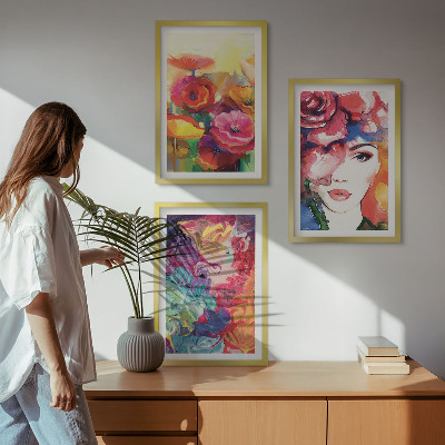 Cadre photo mural Portrait intense d'une femme aux fleurs