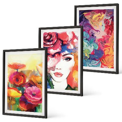 Cadre photo mural Portrait intense d'une femme aux fleurs
