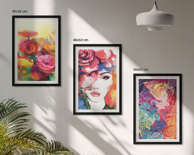 Cadre photo mural Portrait intense d'une femme aux fleurs