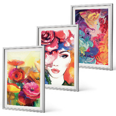 Cadre photo mural Portrait intense d'une femme aux fleurs
