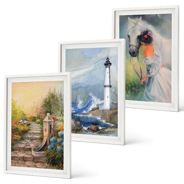 Cadre photo mural avec motif de phare, paysage et fille à cheval