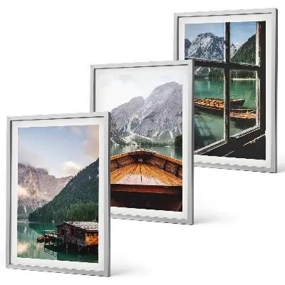 Ensemble de 3 tableaux pour salon représentant des gîtes au bord d'un lac de montagne