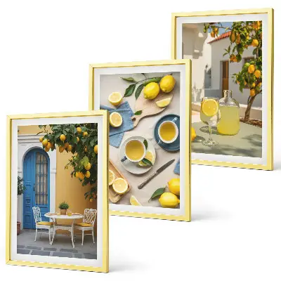 Cadre photo mural motif citrons et limonade devant une porte bleue
