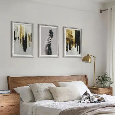 Cadre photo mural avec motifs abstraits peints à la main