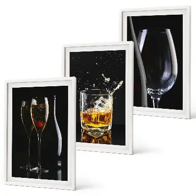 Lot de 3 tableaux pour salon représentant des verres de vin et de whisky sur fond noir