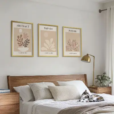 Cadre photo mural avec motifs végétaux beige et marron