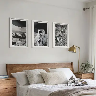 Cadre photo mural représentant une photographie de la NASA d'un astronaute lunaire