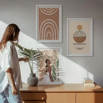 Cadre photo mural avec motifs végétaux et géométriques élégants