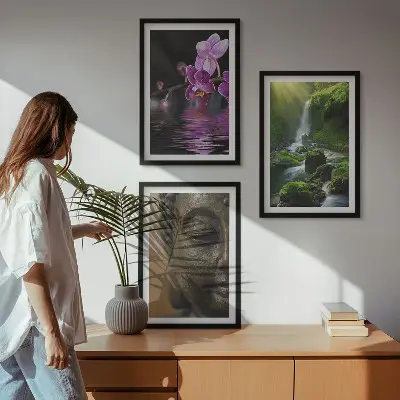 Cadre photo mural cascade de fleurs avec rocher de Bouddha zen
