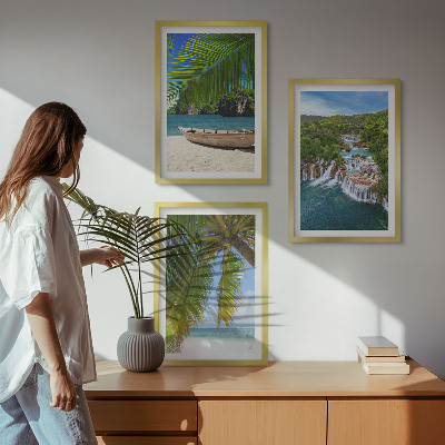 Cadre photo mural Plage, bateau, cascades, palmiers