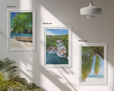 Cadre photo mural Plage, bateau, cascades, palmiers
