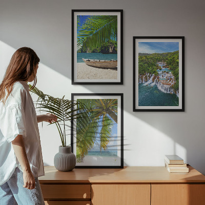 Cadre photo mural Plage, bateau, cascades, palmiers