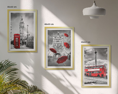 Cadre photo mural Cabine avec parapluie rouge et bus londonien