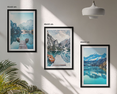 Cadre photo mural Reflets des bateaux sur les lacs de montagne