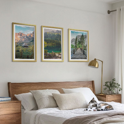 Lot de 3 tableaux pour salon Pont sur un lac au paysage montagneux