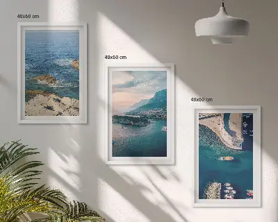 Lot de 3 tableaux pour salon représentant des vues sur la mer des falaises et des ports