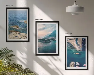 Lot de 3 tableaux pour salon représentant des vues sur la mer des falaises et des ports