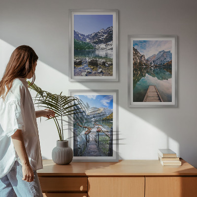 Cadre photo mural Montagnes, lacs, jetées en bois