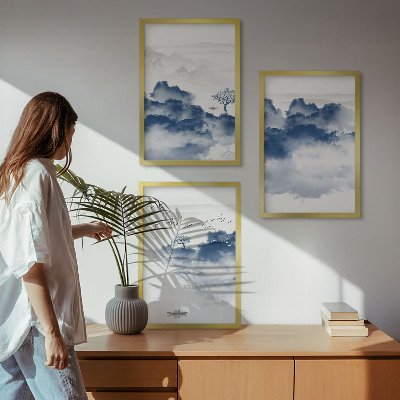 Cadre photo mural Montagnes, nuages, arbres, oiseaux