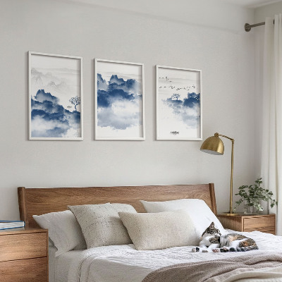 Cadre photo mural Montagnes, nuages, arbres, oiseaux