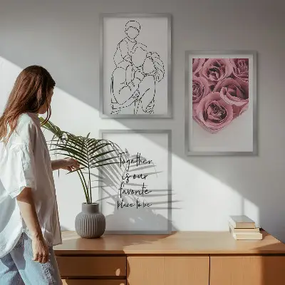 Cadre photo mural dessin au trait de bouquets de roses familiaux